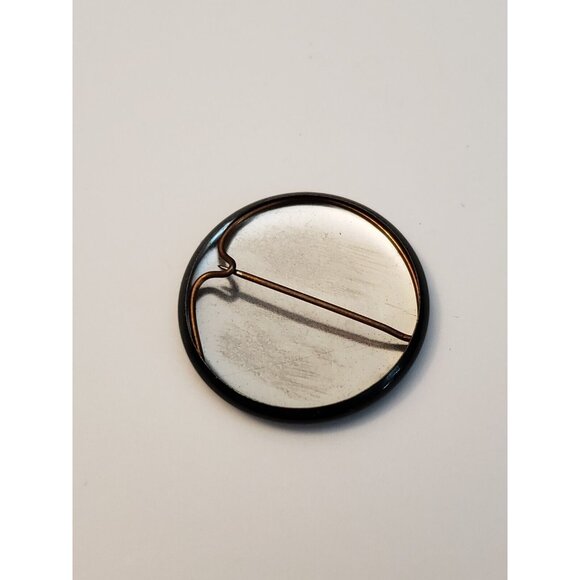 Gandhi It Is Possible To Live In Peace Pinback Button Pin - Picture 2 of 2